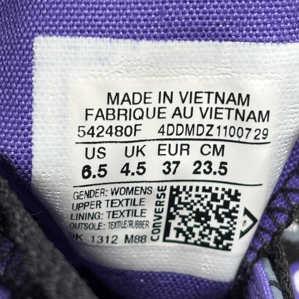Converse Black, Purple and White Sneakers animal print Vibrant Purple Lining 6.5 - Picture 9 of 9